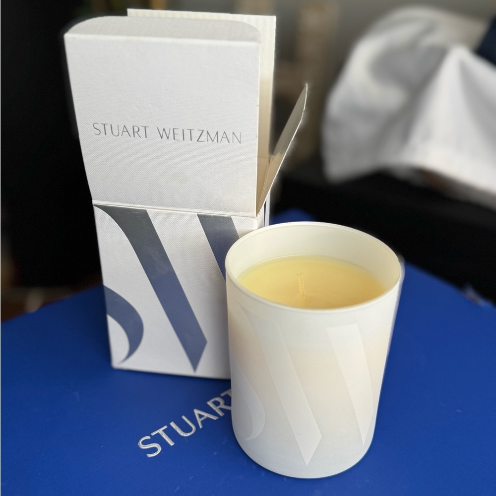 Rare Stuart Weitzman Candle – Cream, Soft Citrus Scent